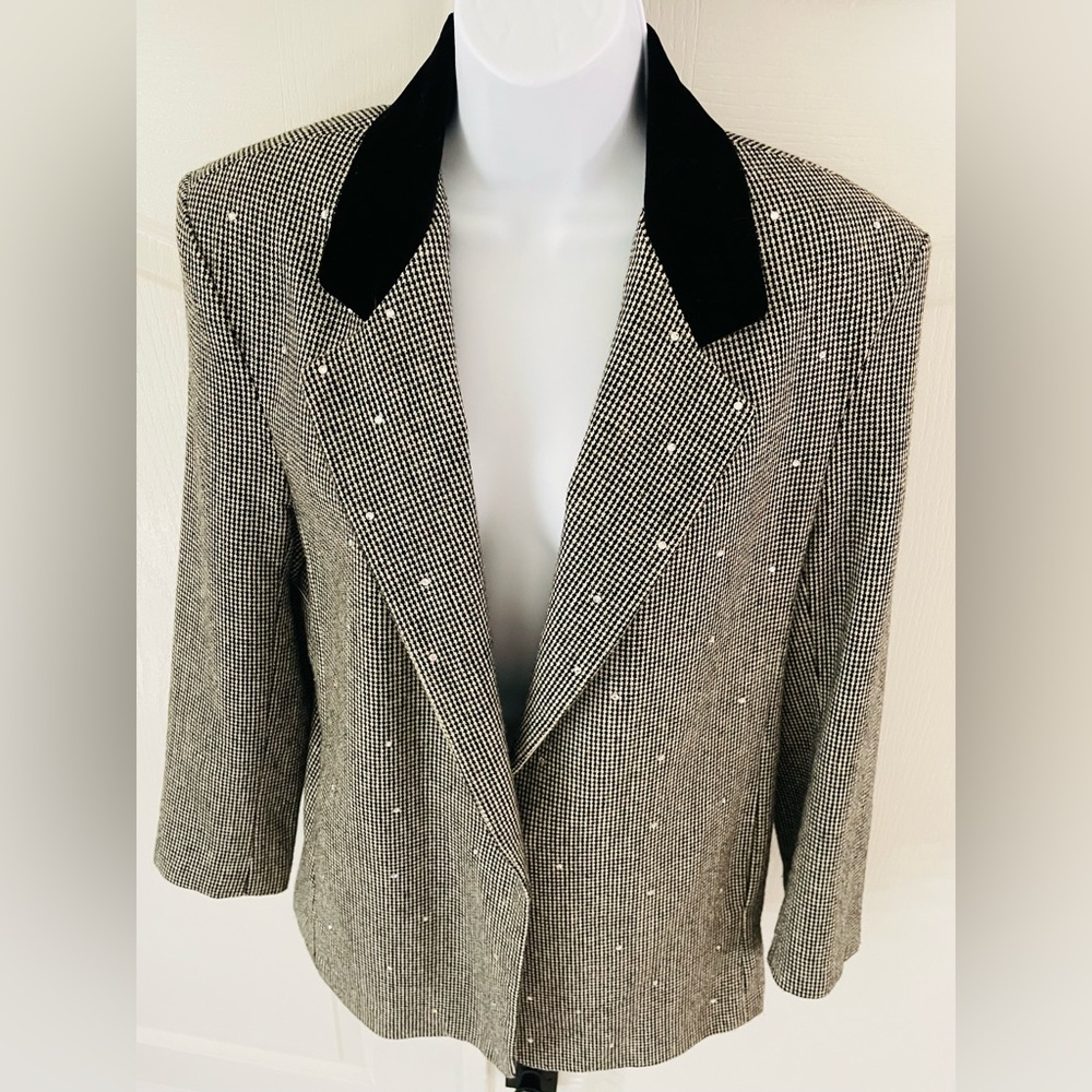 Black and White Women's Blazer